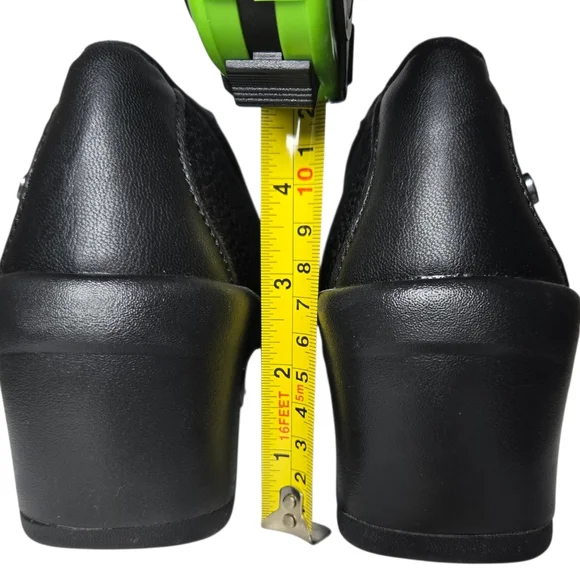 Bzees Enlighten Everyday Black Textured Slip On Booties Shooties Size 8.5 - Picture 13 of 14